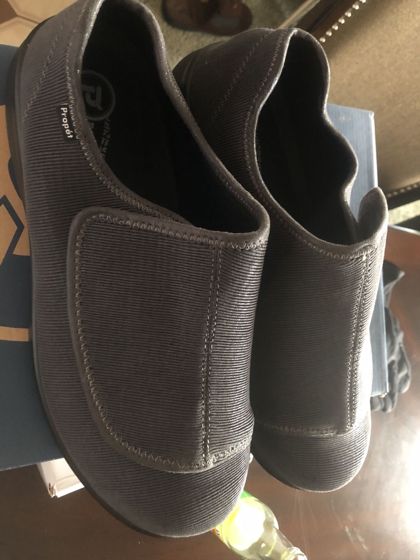 Brand new shoes, size 14 5 X width