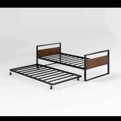 Bamboo and Metal Daybed with Trundle, New in box( firm on Price