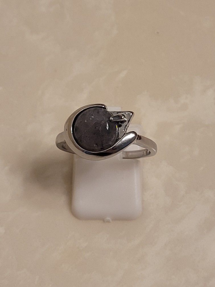 Silver and Gray Nature Stone Ring Size 9