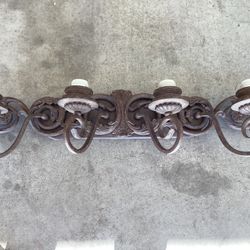 4 Light BATHROOM FIXTURE ( No Light Covers)  -  $25 Firm