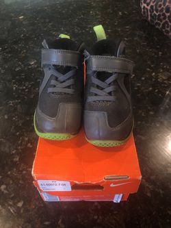 Nike lebron size 7 toddle