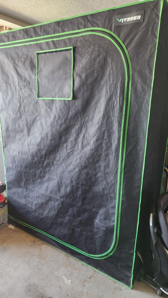 Grow Tent Set Up