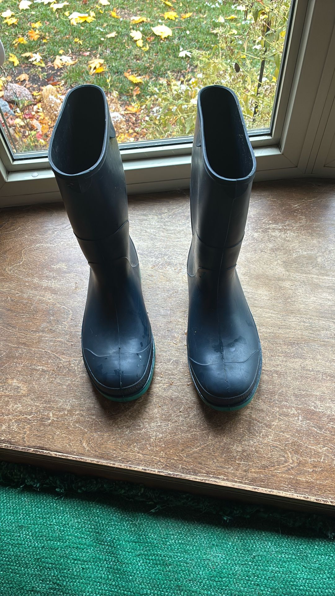 Size 5-6 Kids Rain Boots