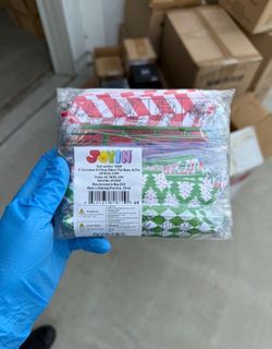 Christmas gift wrap ribbon pull bows