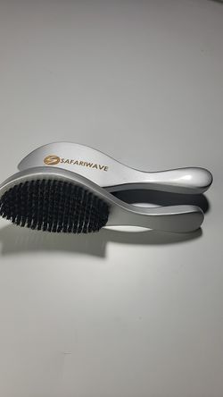 Safariwave Wave Brush Meduim Hard 100 % Natural Boar Bristles 360 Waves brush