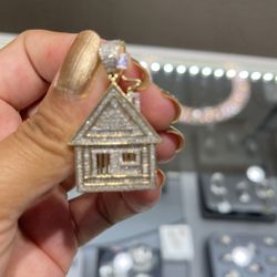 10k Gold Diamond Pendant .we Have Very Special Sale On Pendant ..💎💎💎💎