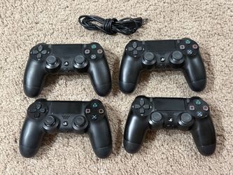 Lot of 4 PS4 DualShock 4 Controllers (Tested/Working)