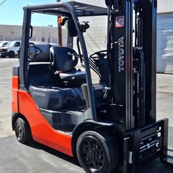 2023 Toyota Forklift 
