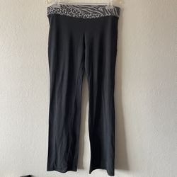 Poof Excellence, Woman Black Animal Print Waist Stretchy Yoga Pants, Size L