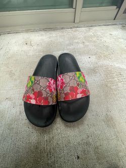 Gucci slides