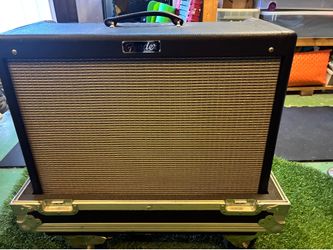 Fender Hot Rod Deluxe III amp with road case