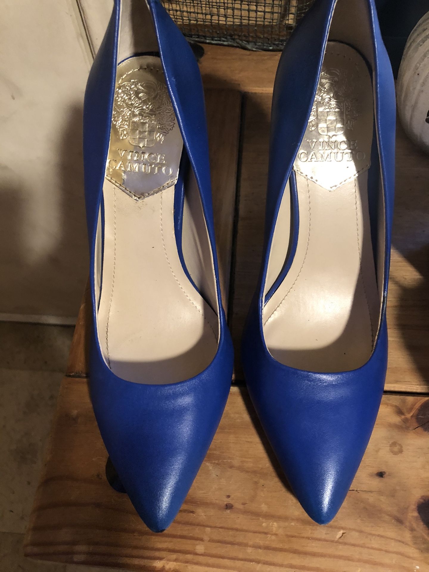 Vince Camuto women’s shoes size 61/2