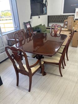 Antique 7 Piece Dining Set