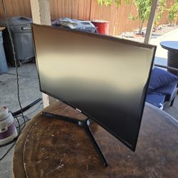 SAMSUNG 27" Curved 1920x1080 60hz Monitor 