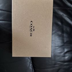 Coach wallet with accessories