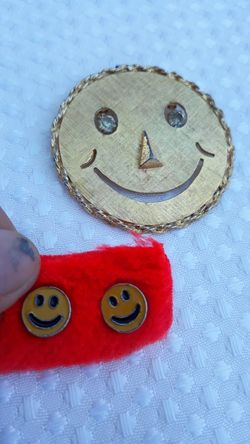 HAPPY FACE 😊"" JEWELRY "" EARRING AND PENDANT