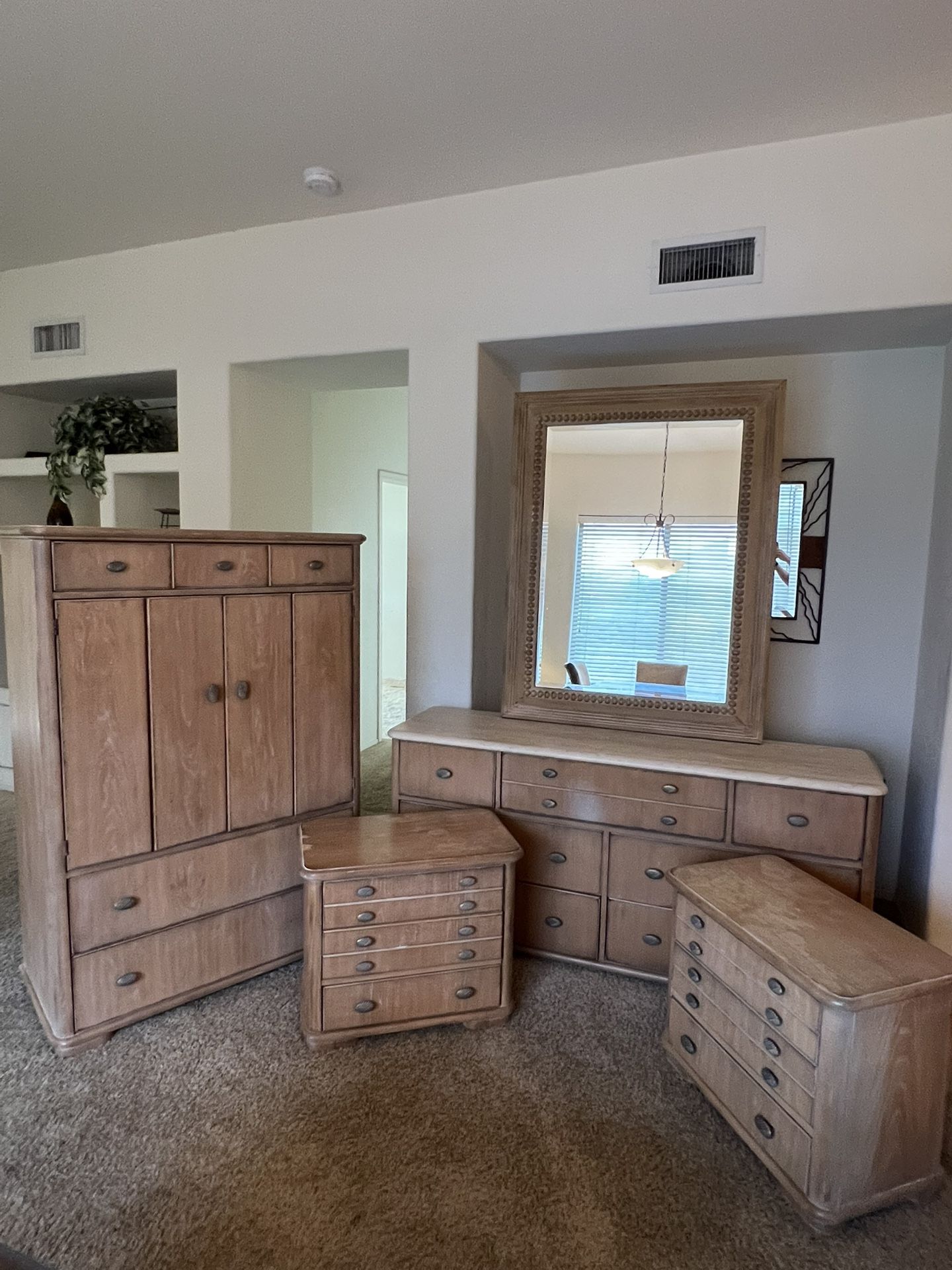Drexel Heritage Furniture Bedroom Set
