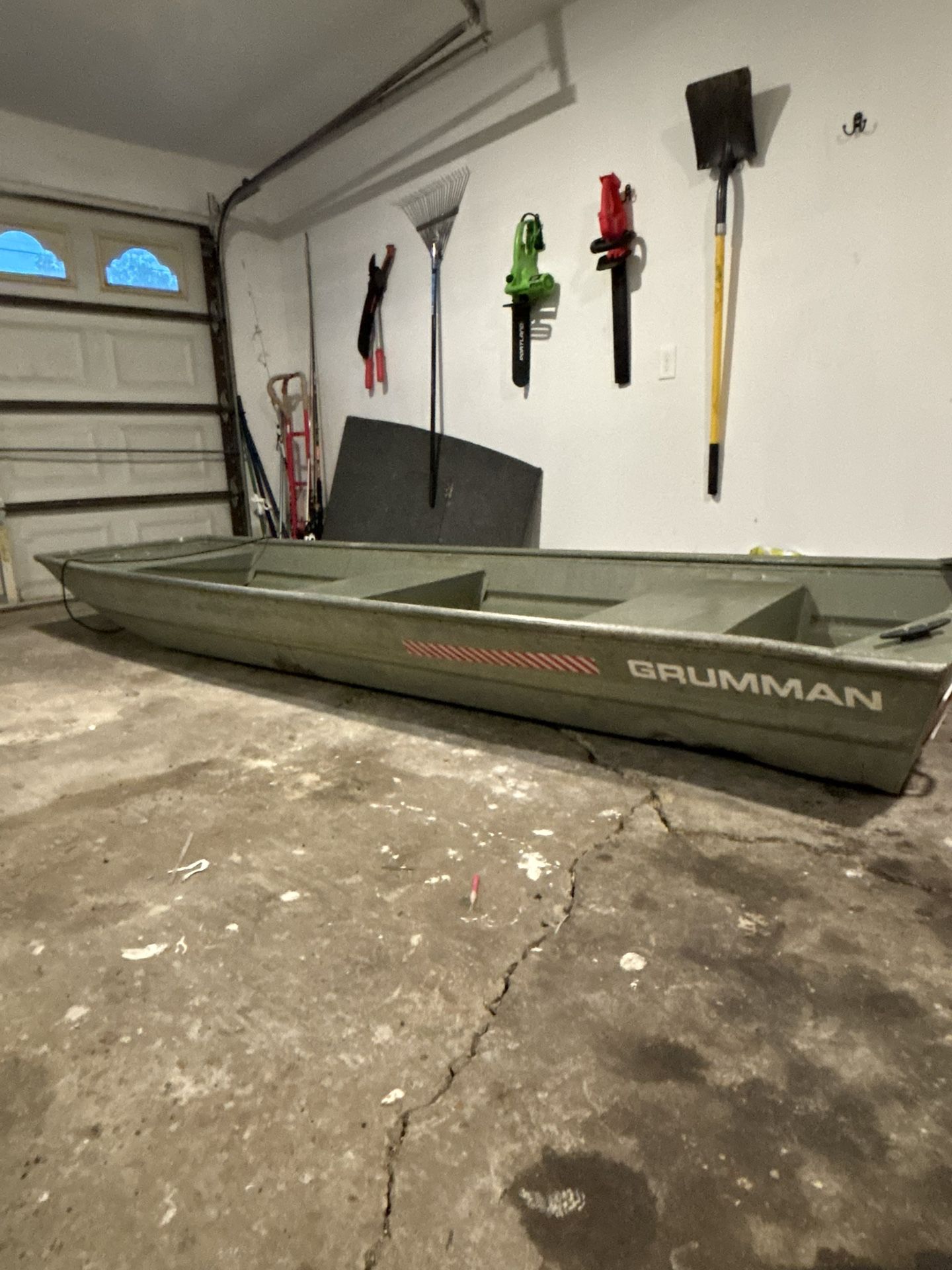 12ft Jon Boat And Assesories