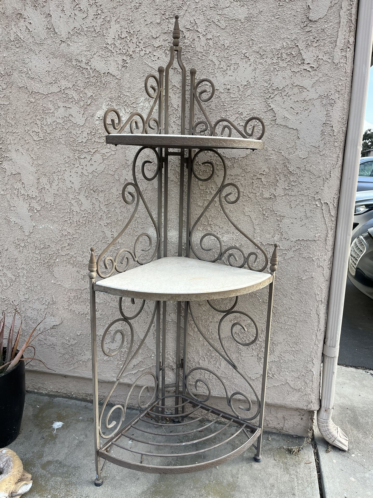 Garden Corner Shelf Stand