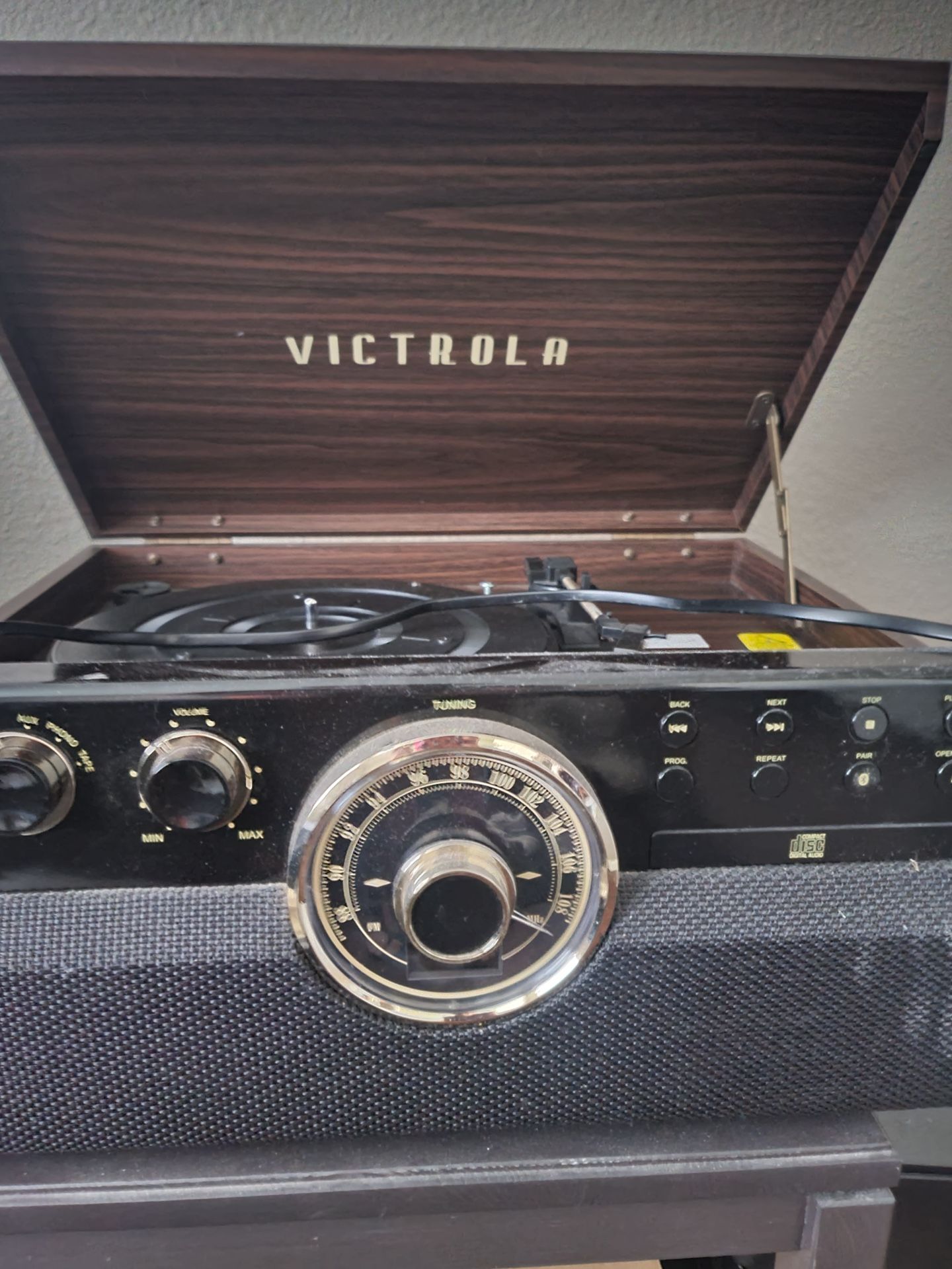 Victorla Record Player 6 In 1 (OBO) (includes Built In Radio CD And Bluetooth Speaker)
