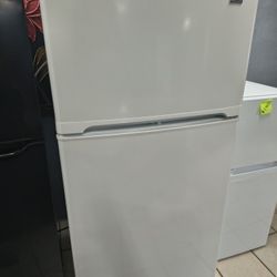 Kenmore Refrigerator 