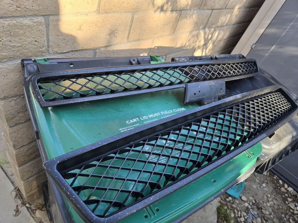 07-13 Suburban Grille