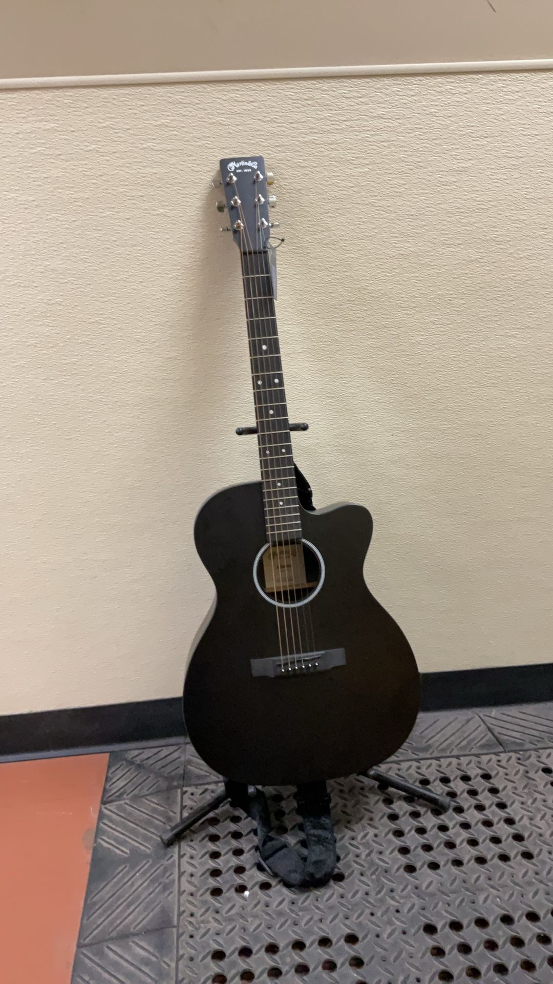 C.F. MARTIN GUITAR