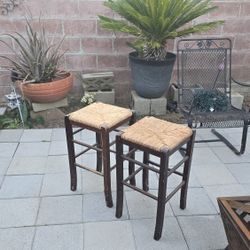 2 Wicker small chairs