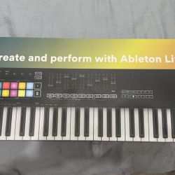 Novation Launchkey61