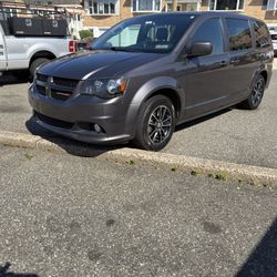 2018 Dodge Caravan 