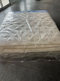 Saatva Classic King Size Mattress
