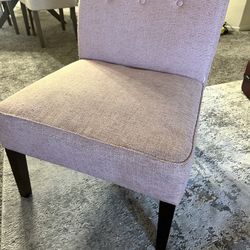 Mauve Accent Chair 