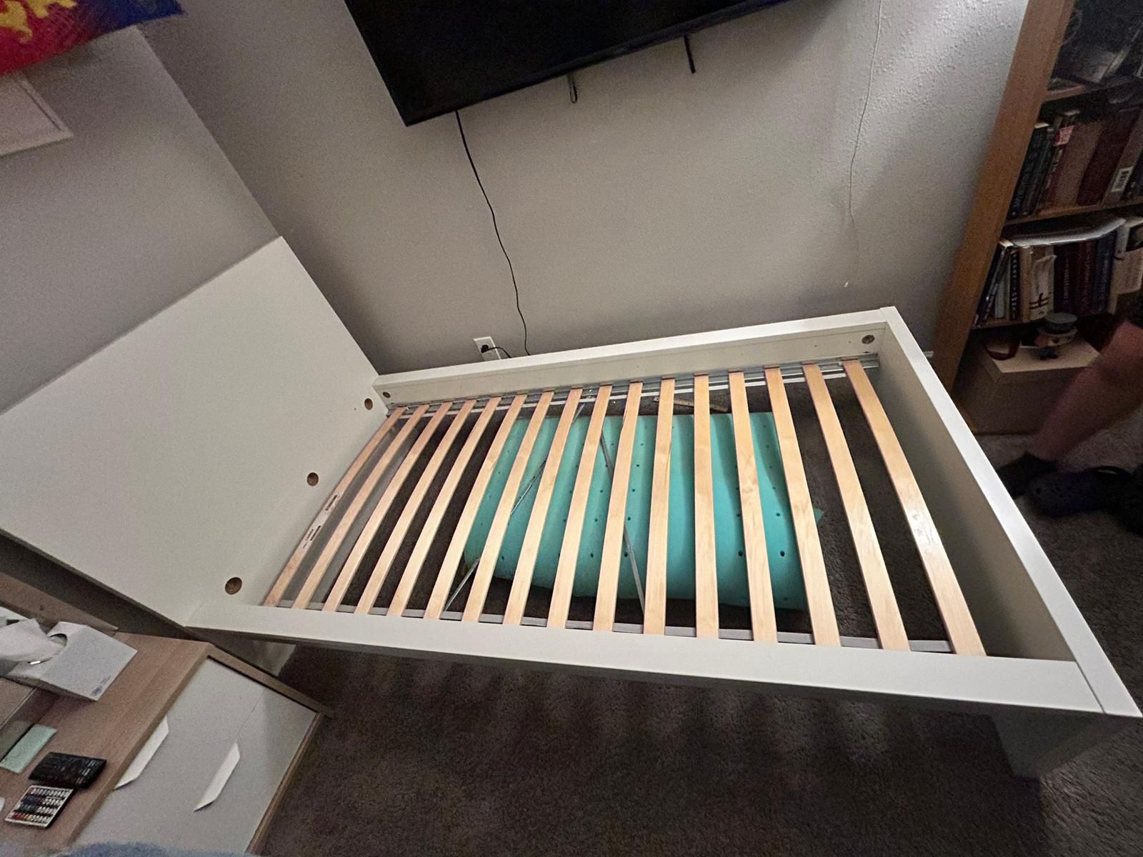 Twin Bed Frame (MALM -Ikea)
