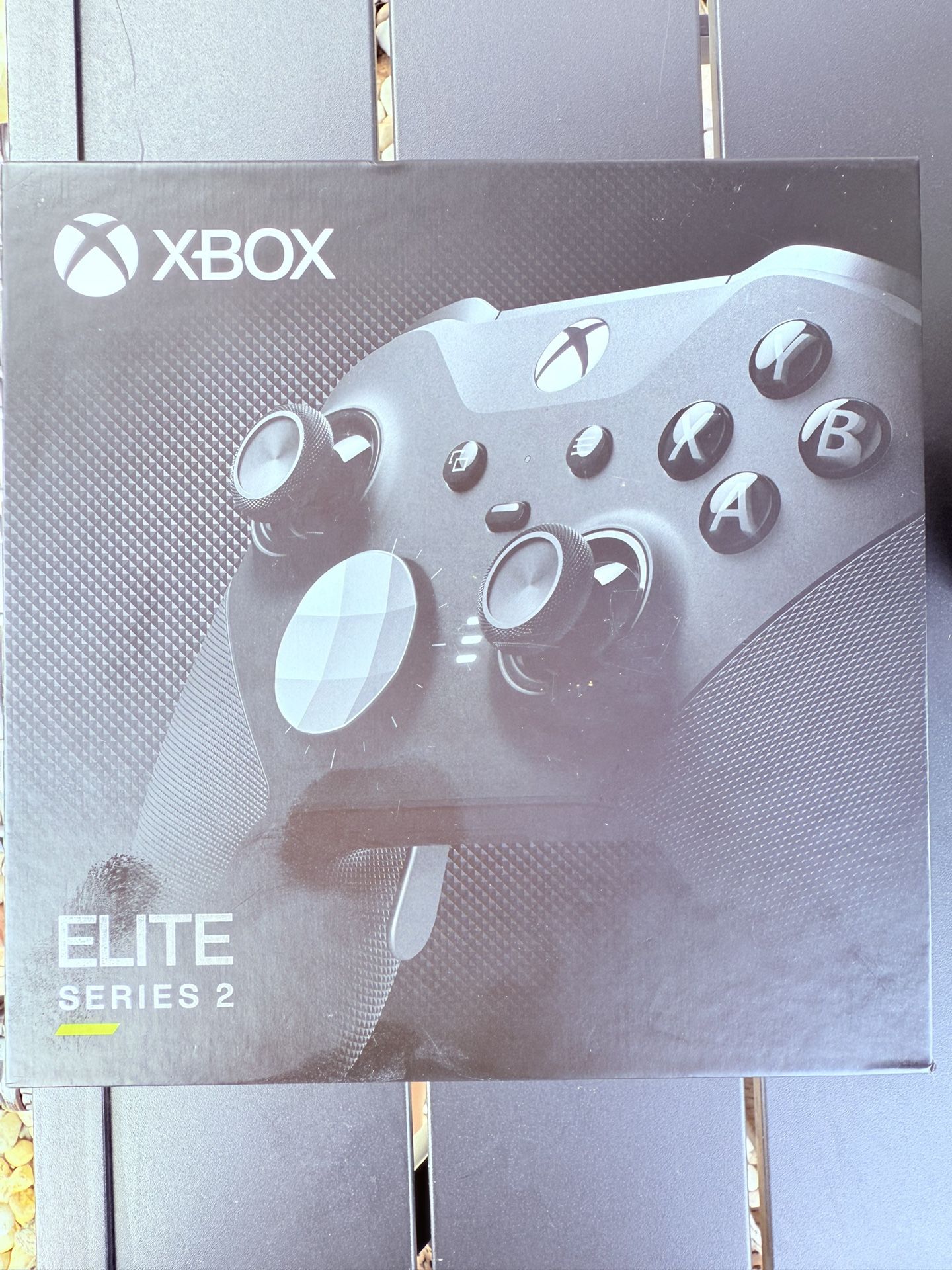 Xbox Elite Series 2 Core Wireless Gaming Controller – Black – Xbox Series X|S, Xbox One, Windows PC, Android, and iOS
