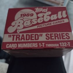 Baseball Topps Traded 89 Set.  Includes Ken Griffey Jr Rate Rookie Topps Traded Card Cash Porch Pickup Redmond 
