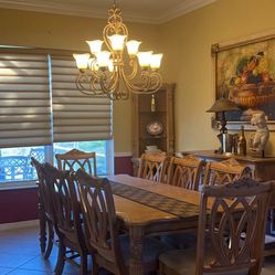 Full Dinner Table Set