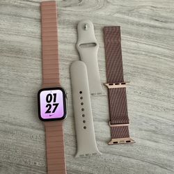 Apple Watch SE- 40mm - Open Box, Never Used