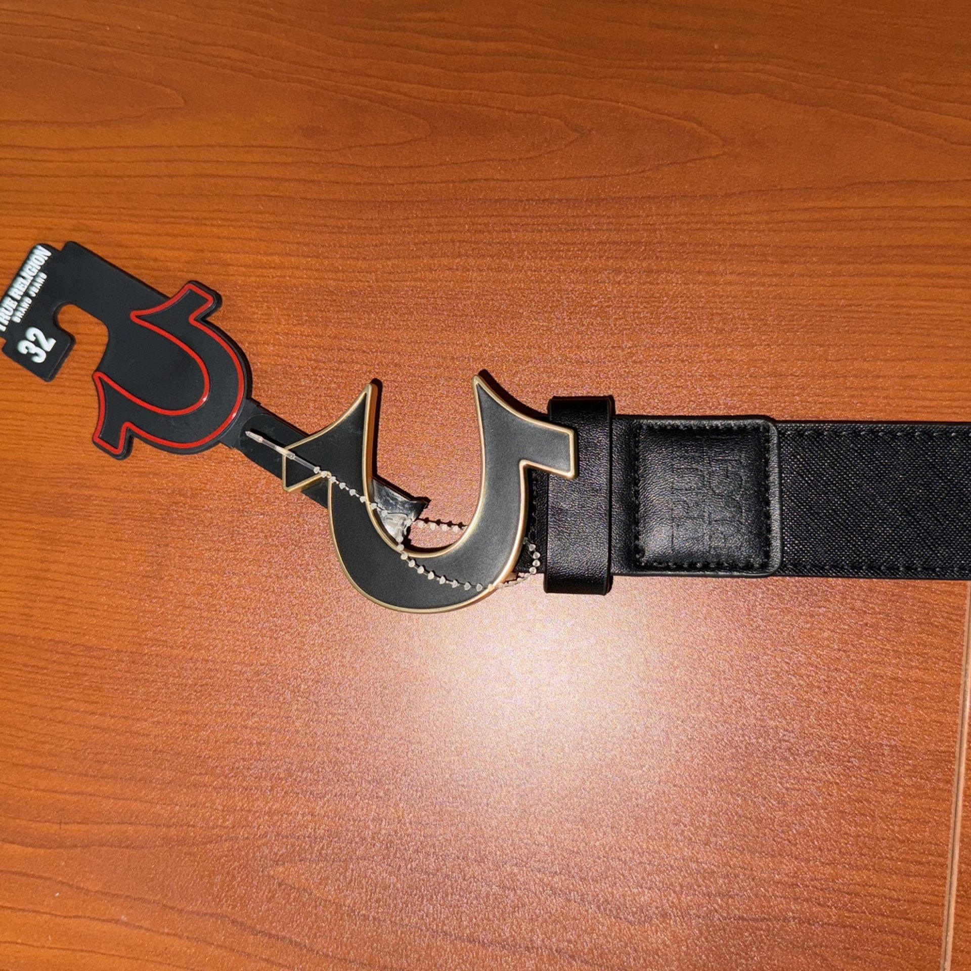 True Religion Horse shoe belt Size 32 in men’s