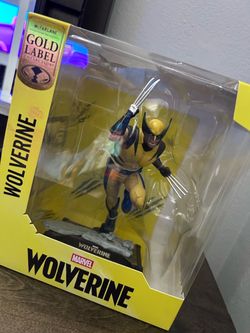 Mcfarlane Gold Label Wolverine x plantation Statue/Figure