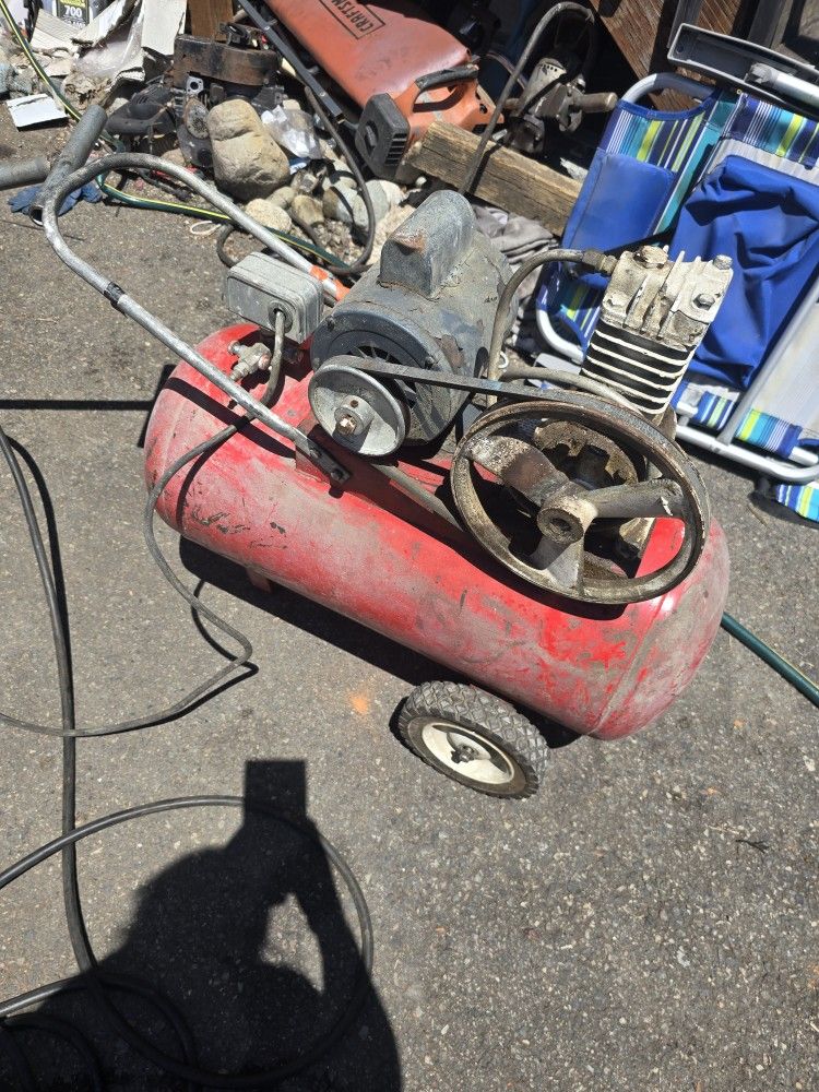13 Gallon Air Compressor