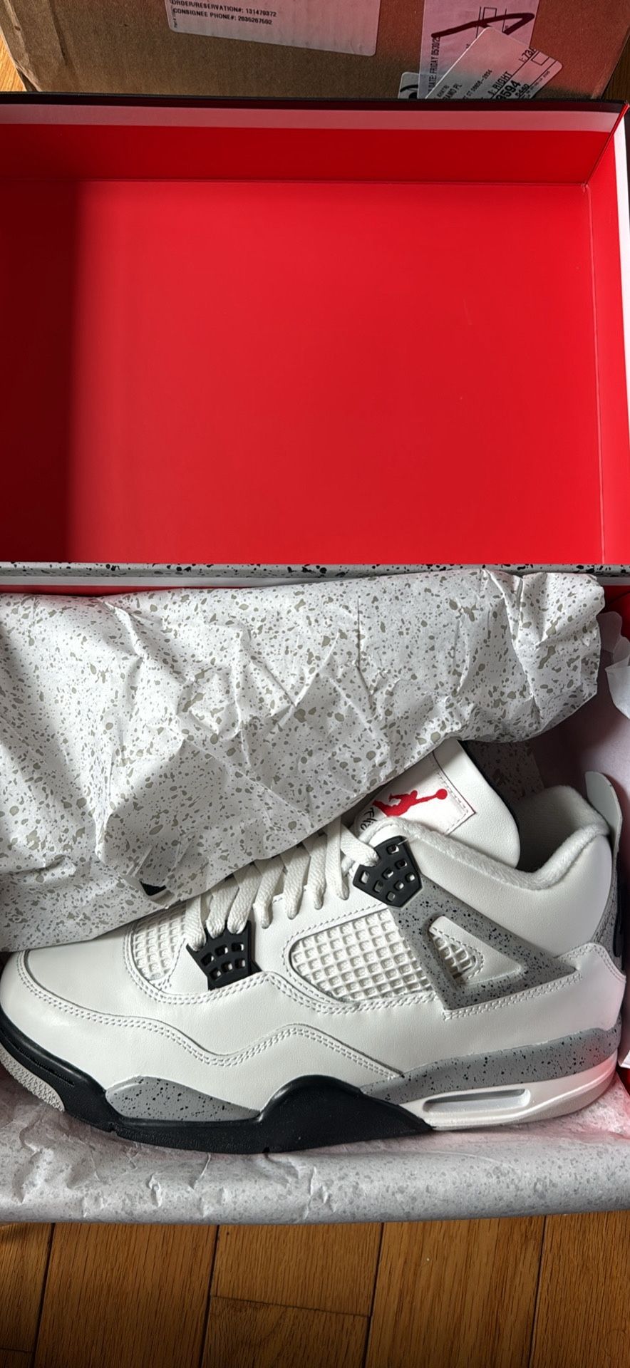 Jordan 4 White Cements SIZE 9