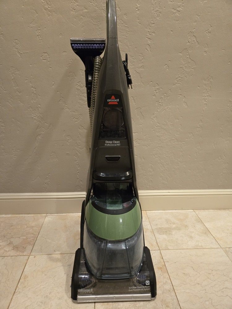 Bissell Deep Clean Professional Pet Carpet Shampooer