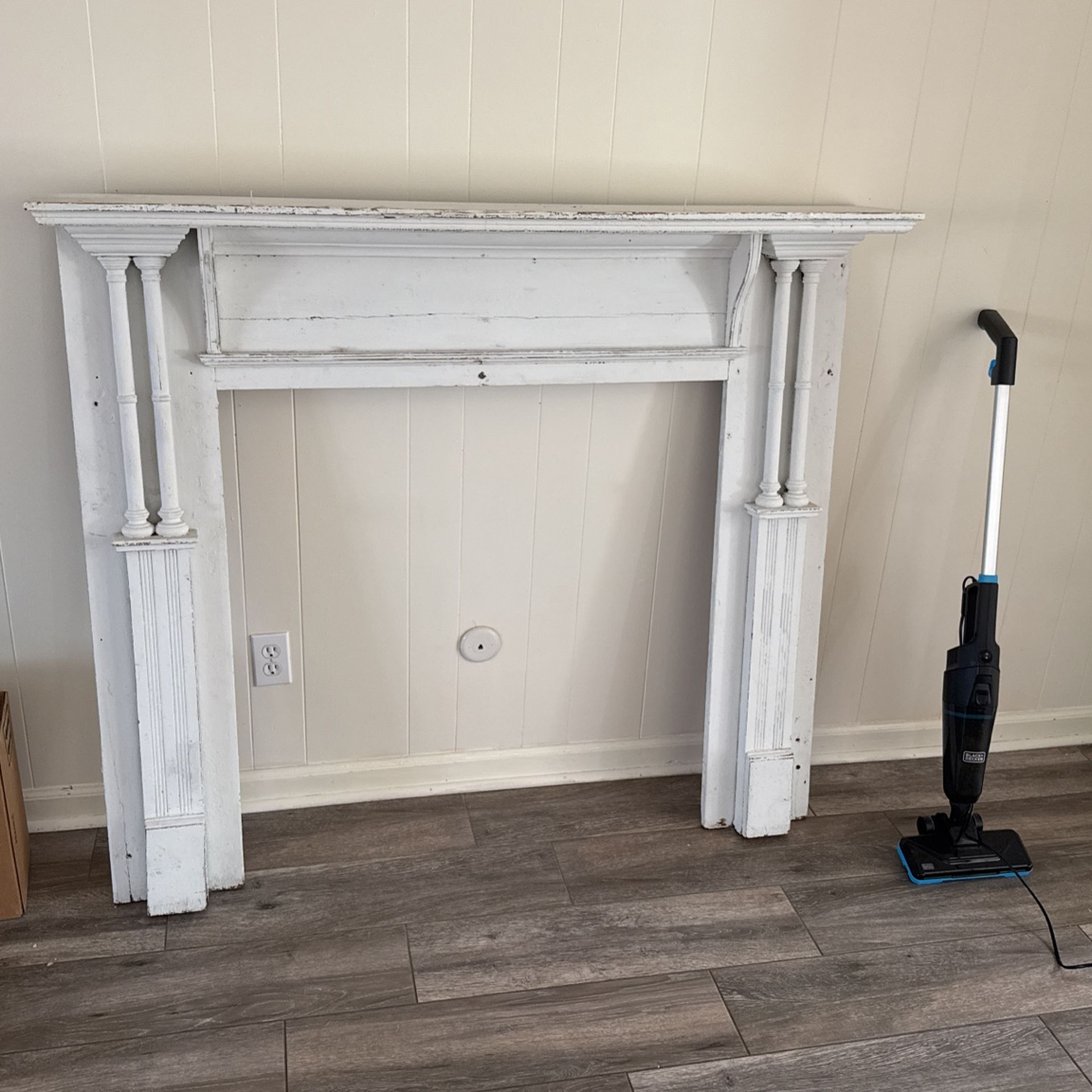 Wood Mantle