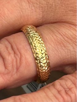 Diamond-Cut 10KT Yellow Gold Band Ring