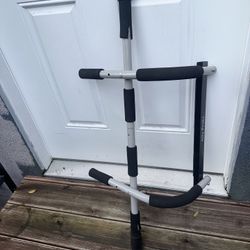 Pull Up Bar