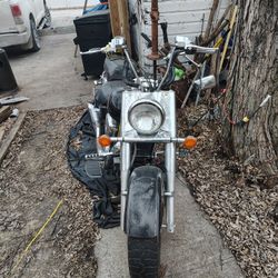 1999 Suzuki Intruder vL1500