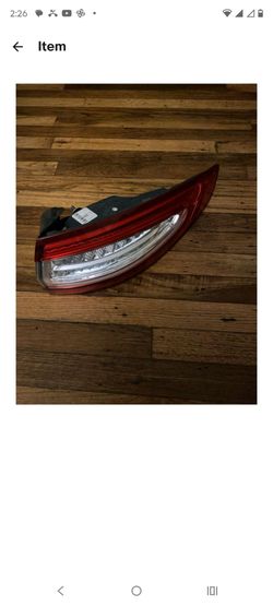 Tail light