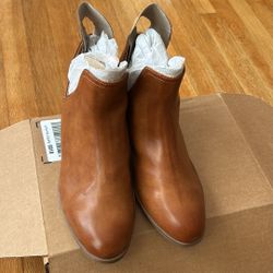 Dr. Scholl's Women's Lucille Ankle Pull on Bootie Boot