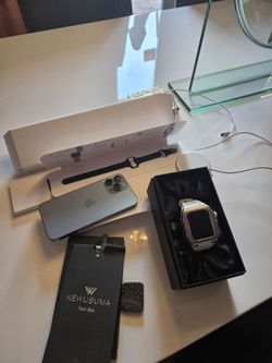 I phone 13 and 45mm apple watch