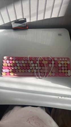 Free pink keyboard